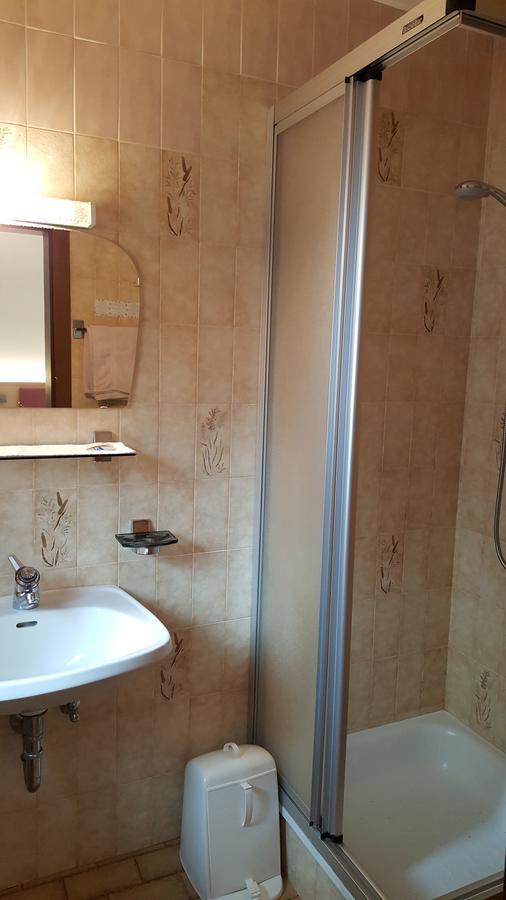 Hotel Pension Moarhof Vallarga Экстерьер фото