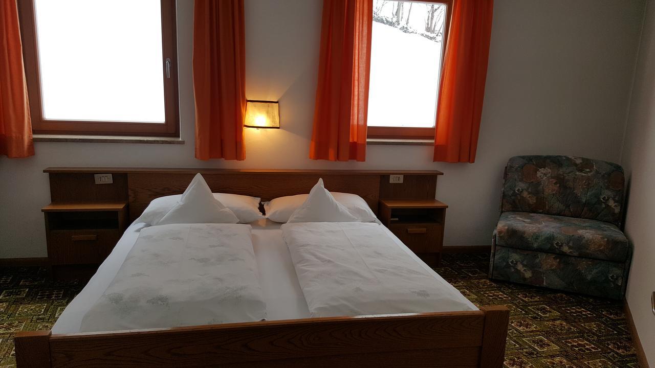 Hotel Pension Moarhof Vallarga Экстерьер фото