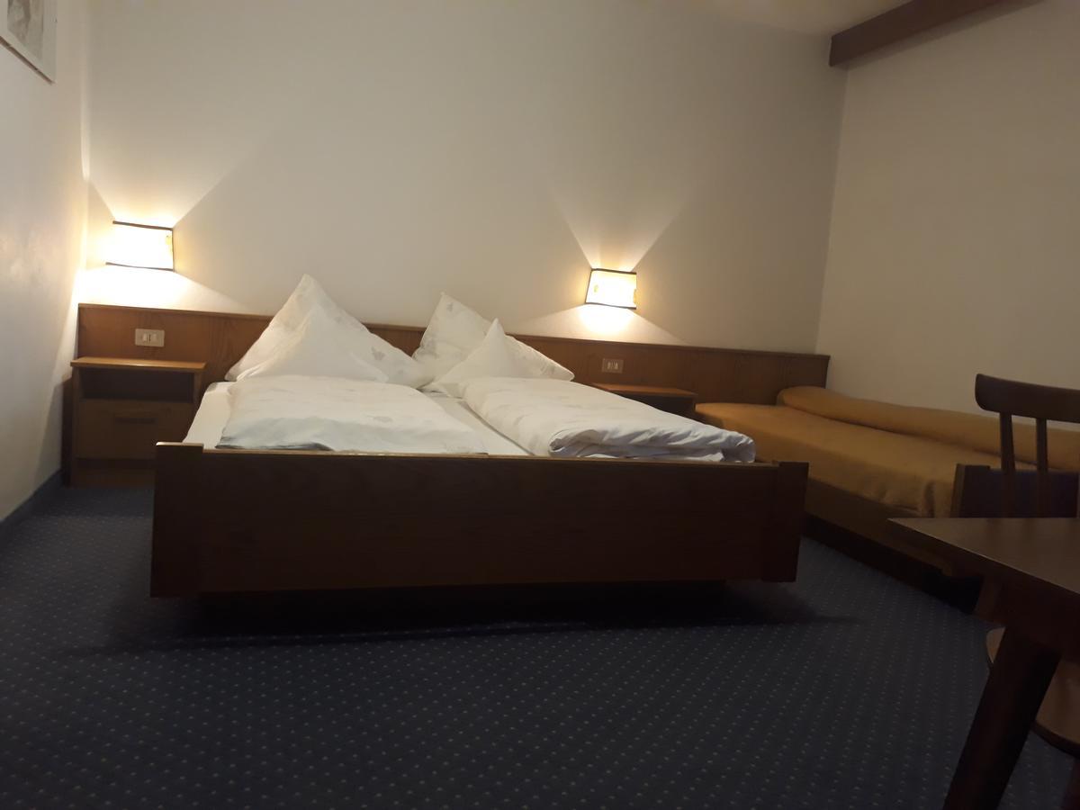 Hotel Pension Moarhof Vallarga Экстерьер фото
